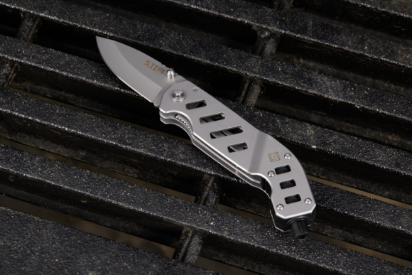 RSC Rescue knife, foldet ud.